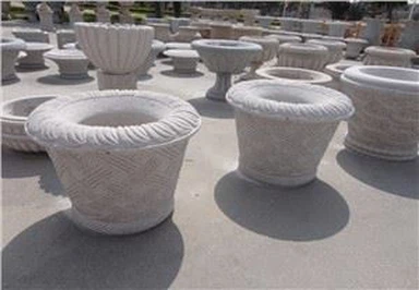 Gránit külső virágültetők kertje